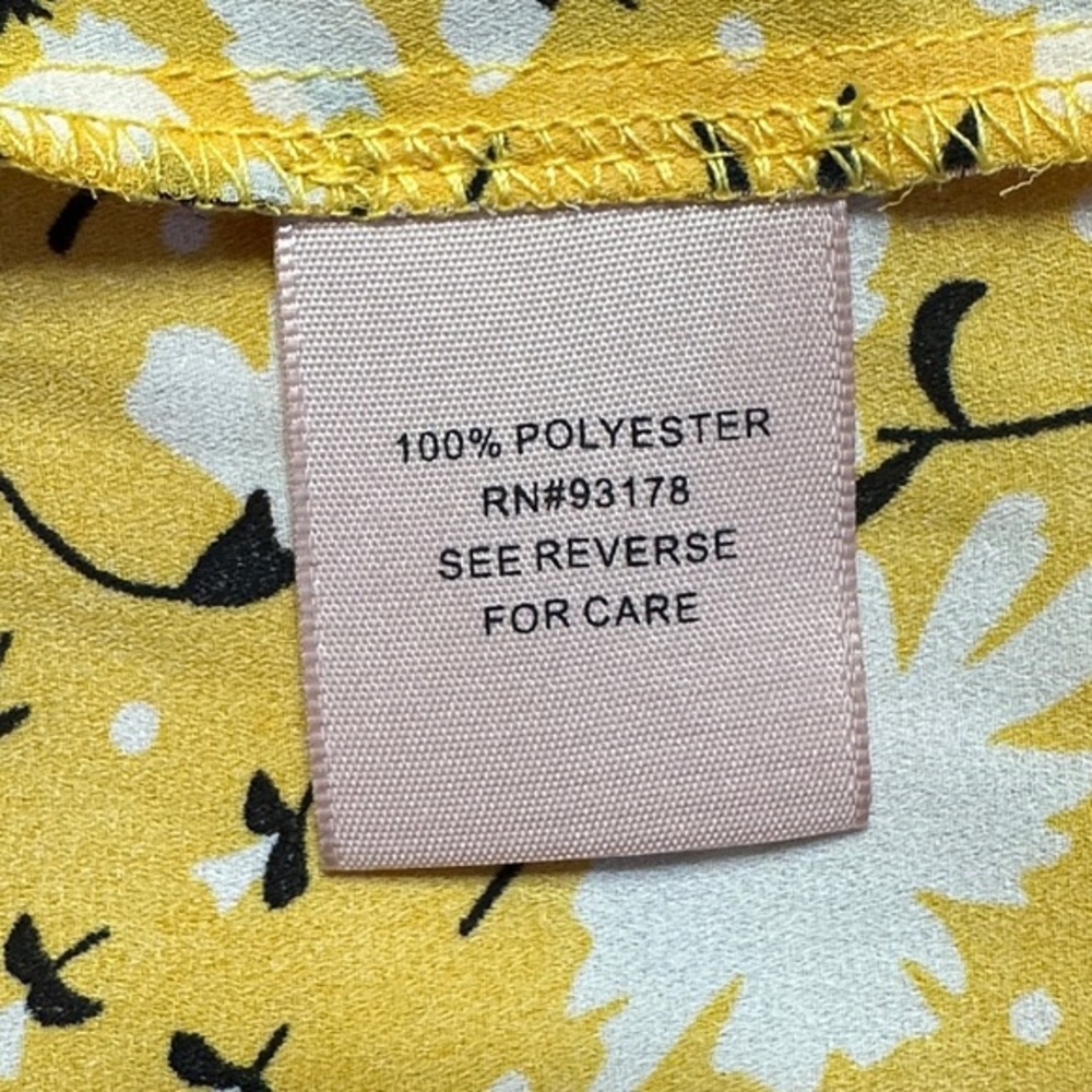 Philosophy Republic Clothing Yellow & White Floral Flutter-Sleeve V-Neck Blouse - Picture 5 of 6
